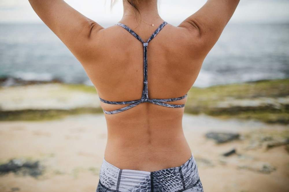 Présentation d'une femme soulagée par la technique COX