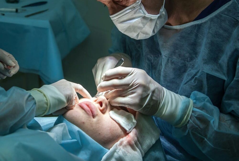 Chirurgie de l'œil