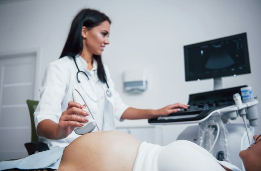 Sage-femme libérale : Comment préserver sa santé physique et mentale tout au long de sa carrière ?