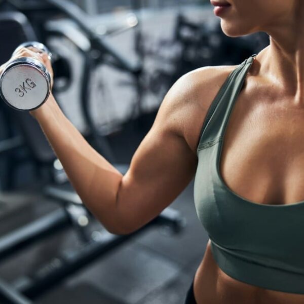 Rowing haltère : Technique, muscles sollicités, poids et programme